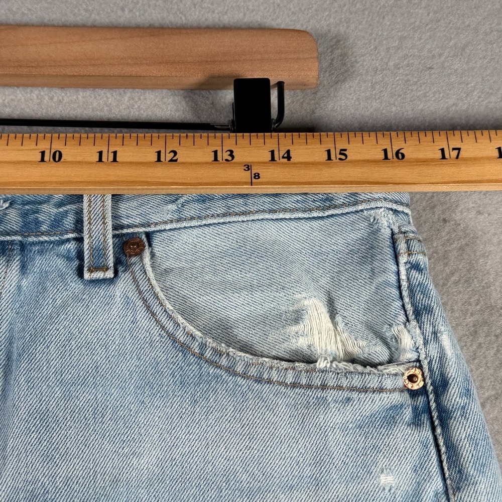 Vintage Levis 501 Jeans Mens 32x31 Made in USA Light Wash Distressed 90s 0997 - Picture 8 of 16